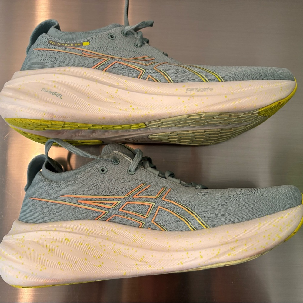 Asics Gel Nimbus Sz 10 light green GREAT condition - Picture 4 of 11